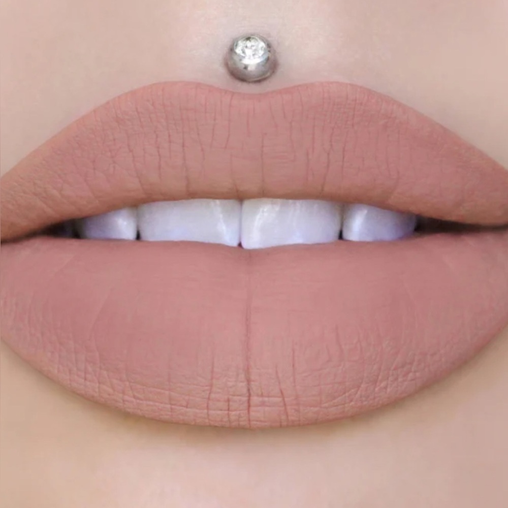 Jeffree Star Velour Liquid Lipstick Bundle of 4 Matte Liquid Lipstick NEW - Picture 7 of 7